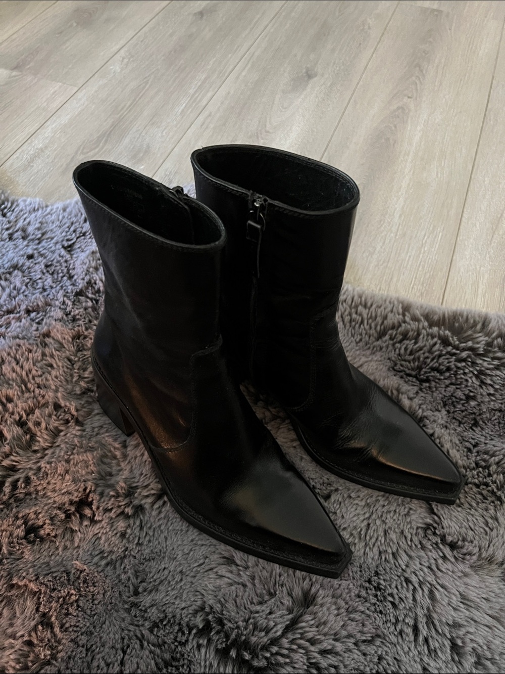 Massimo Dutti Black Leather Pointed-Toe Mid-Calf Booties